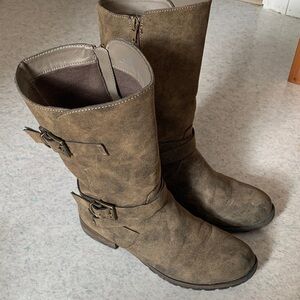 Maurices size 9 Brown Mid-Calf Lace-Up Buckle Boots
